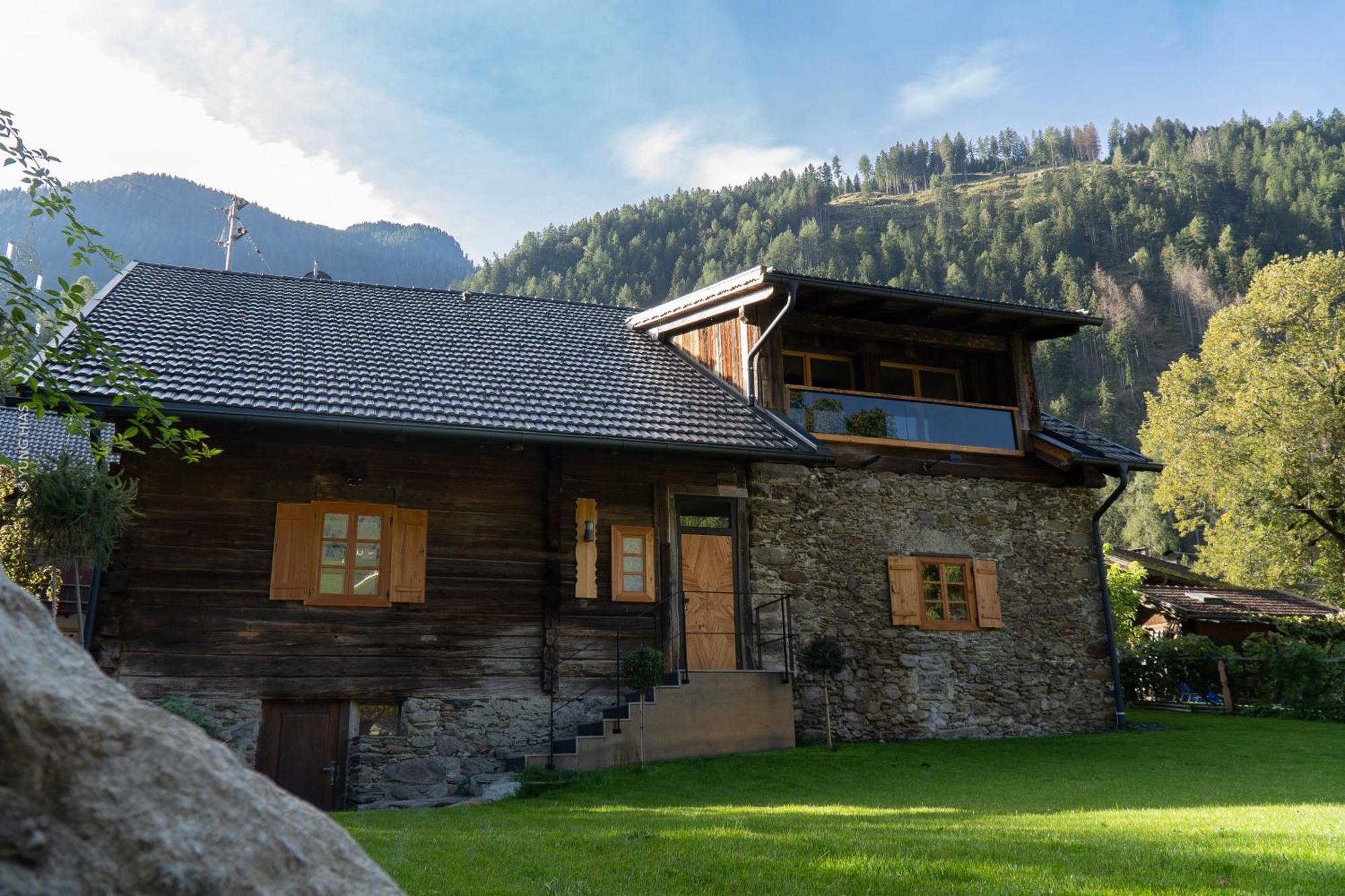 Chalet Schmelz Huette Mit Sauna Und Garten Flattach Bagian luar foto